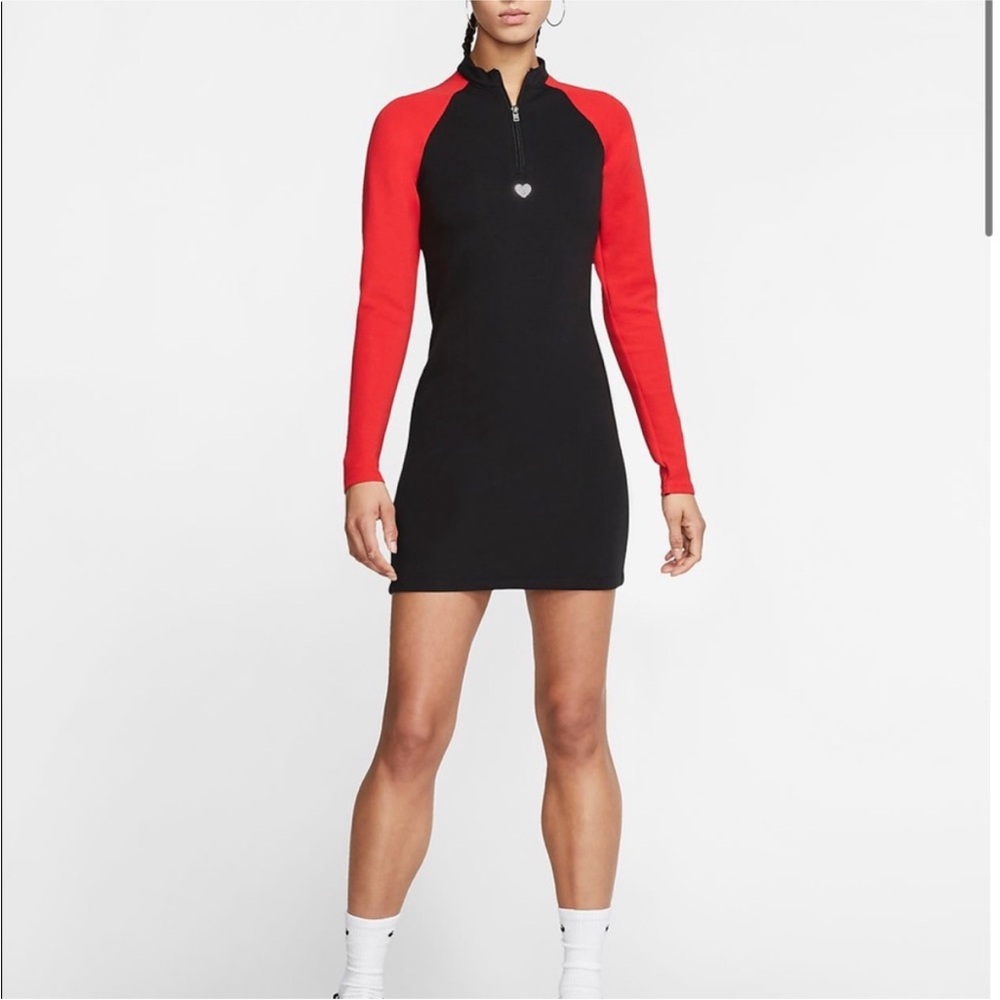 Nike Valentine’s Day Bodycon fitted Red & Black heart locket dress streetwear